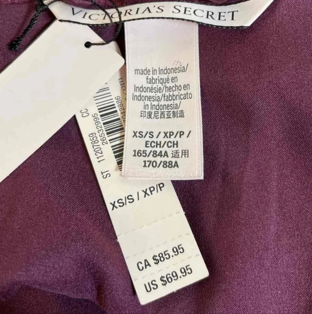 Victoria's Secret Satin Robe in Deep Purple - Picture 4 of 4